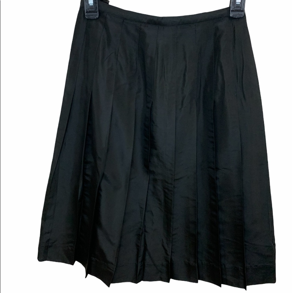 NWT Gap Women’s Full Black Skirt Size 0